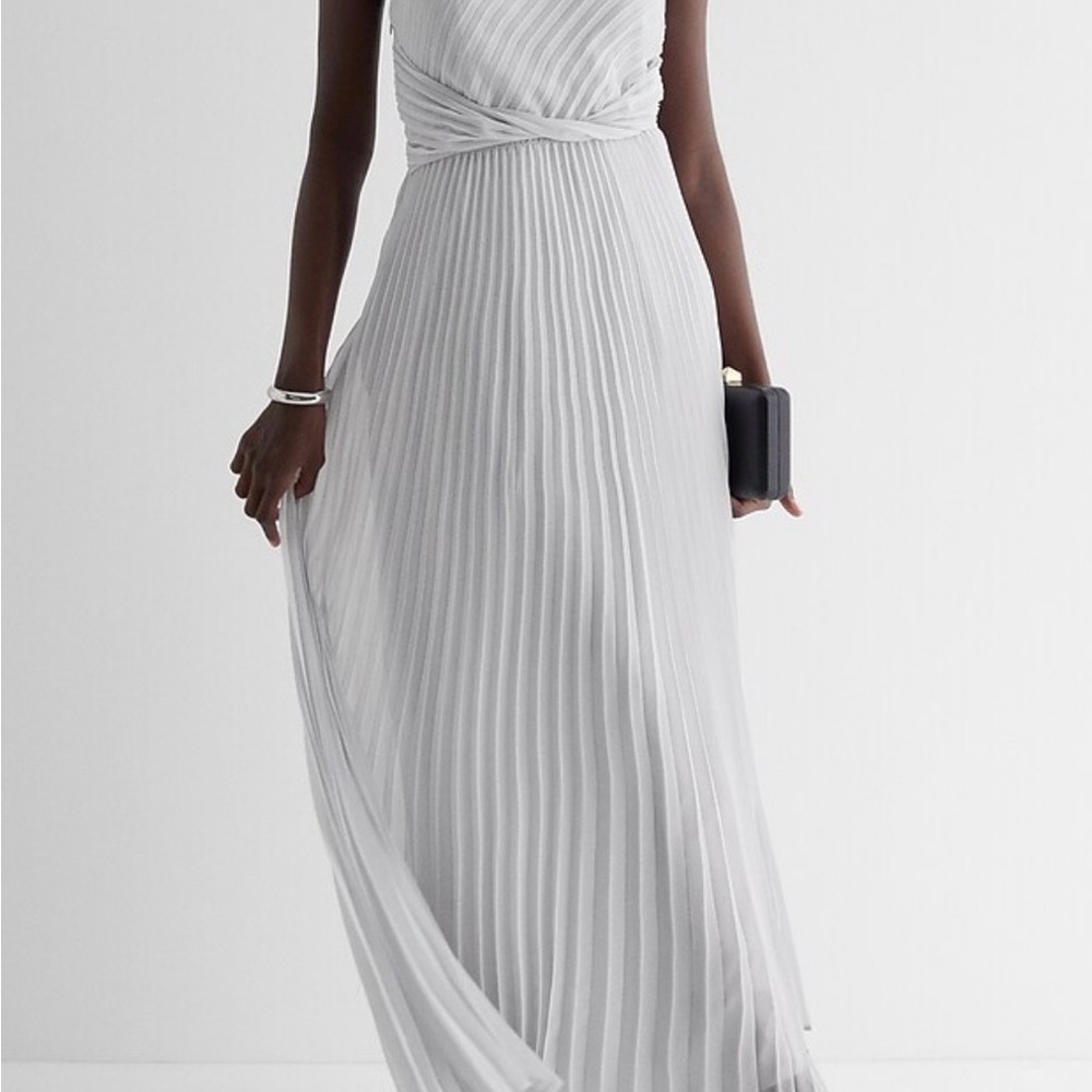 NWT Elegant Light Gray Pleated Maxi Dress